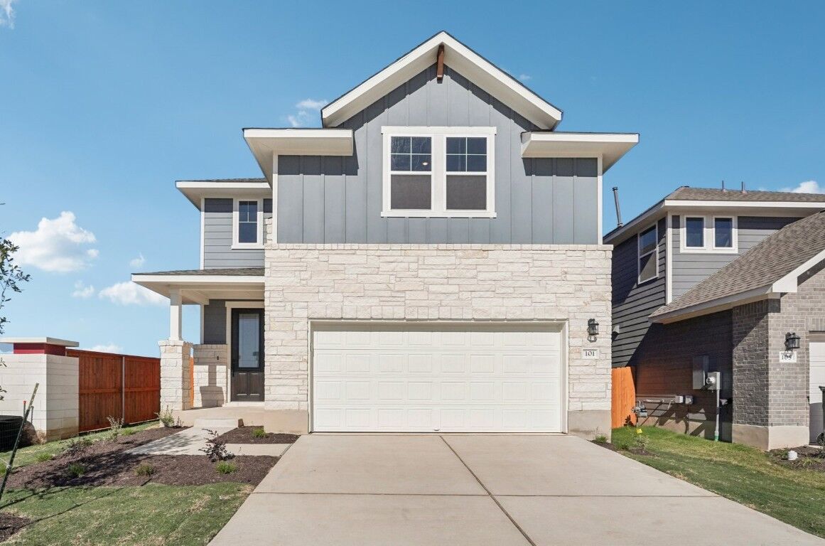 Property Photo:  101 Clover Bend  TX 78642 