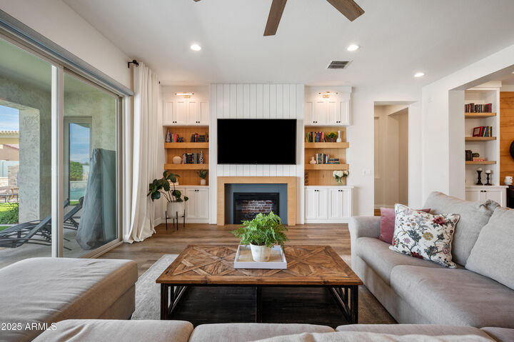 Property Photo:  5209 S Vegas --  AZ 85212 