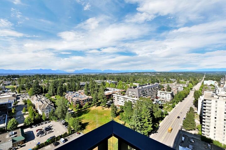 Property Photo:  1588 Johnston Road 1902  BC V4B 3Z7 