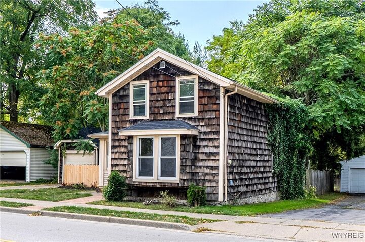 Property Photo:  66 Evans Street  NY 14221