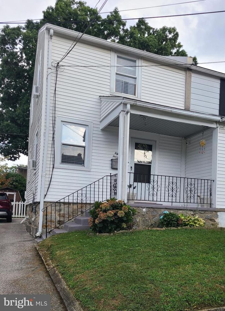 814 Pitman Avenue  Collingdale PA 19023 photo