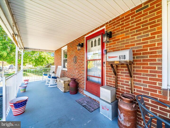 Property Photo:  618 Chestnut Street  MD 21740 