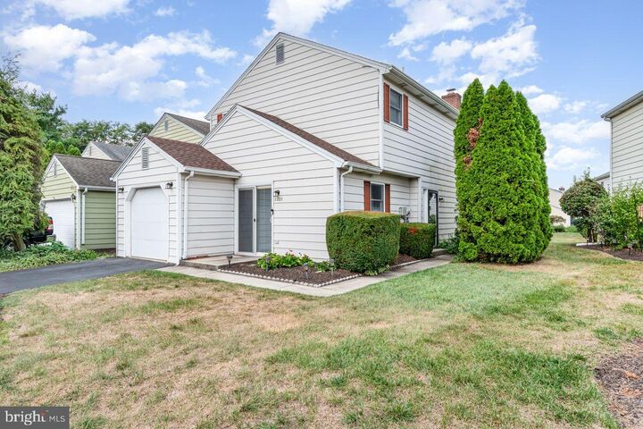 Property Photo:  2225 Concord Circle  PA 17110 