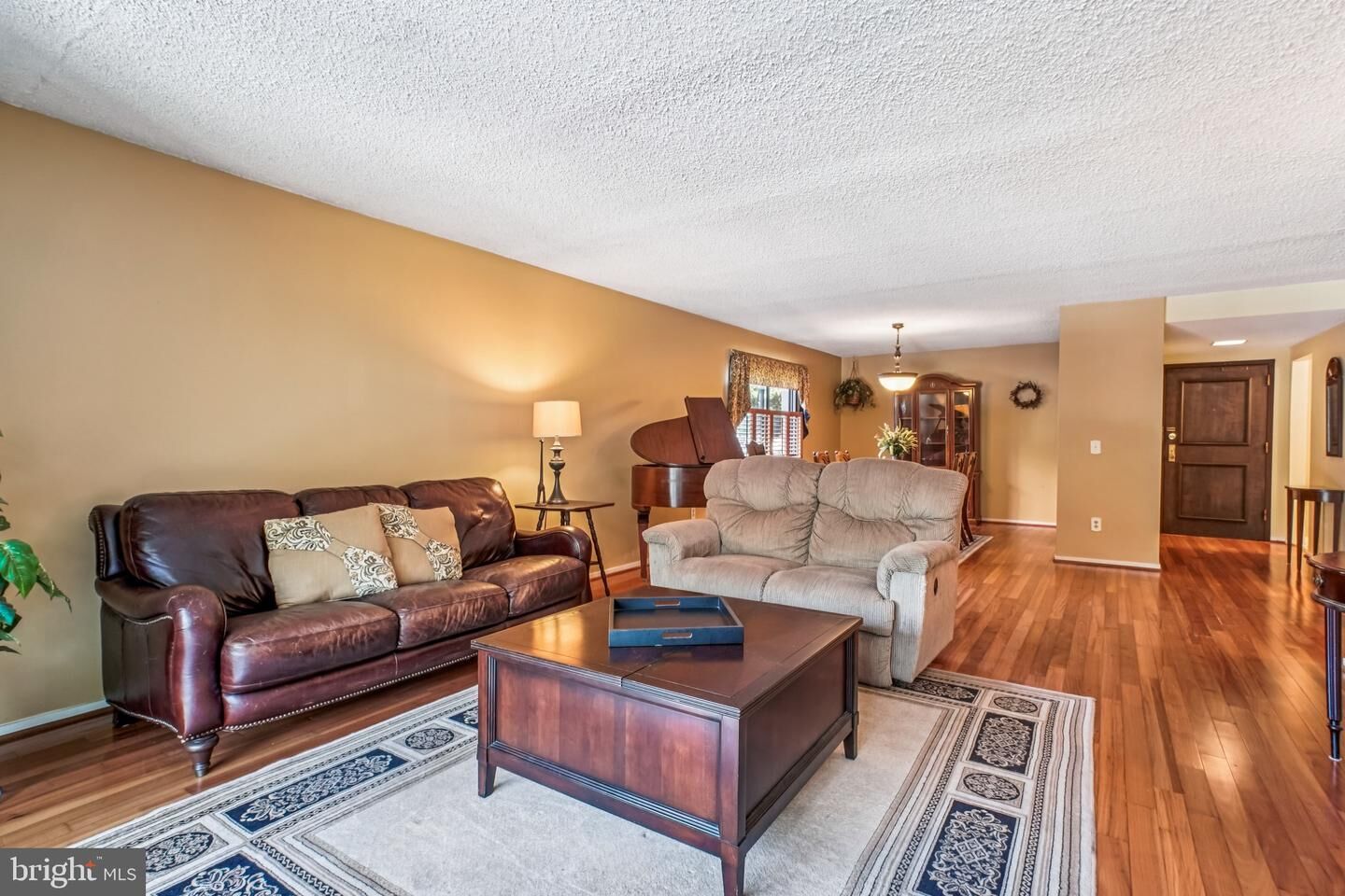 Property Photo: 6101 Edsall Road 402 VA 22304