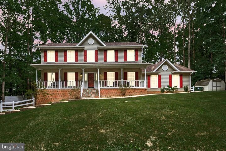 Property Photo: 8012 Pembroke Circle VA 22551