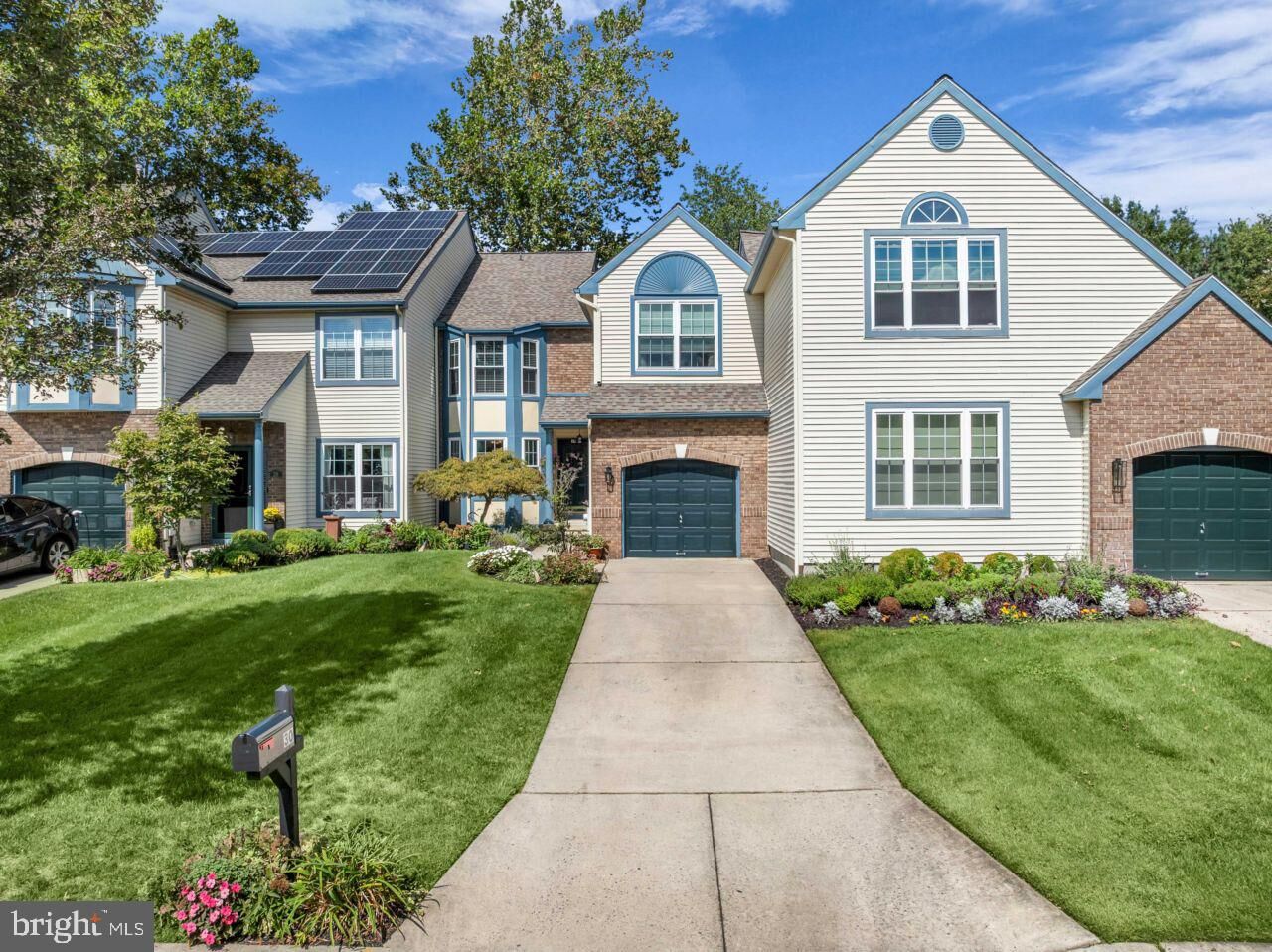 Property Photo:  30 Summerhill Lane  NJ 08055 