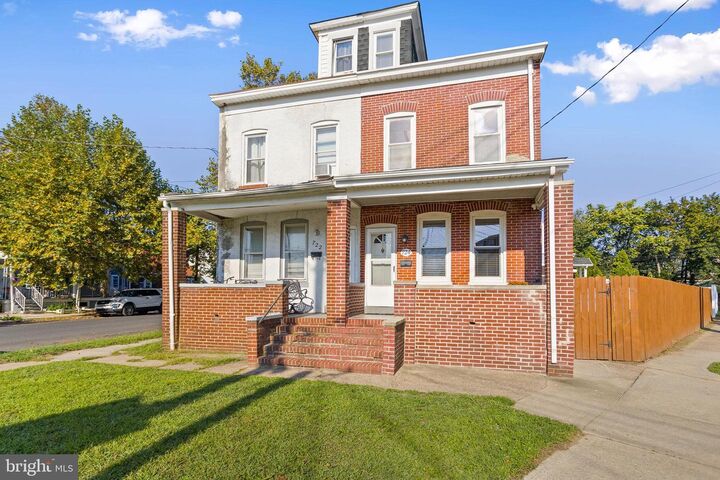 724 William Street  Trenton NJ 08610 photo