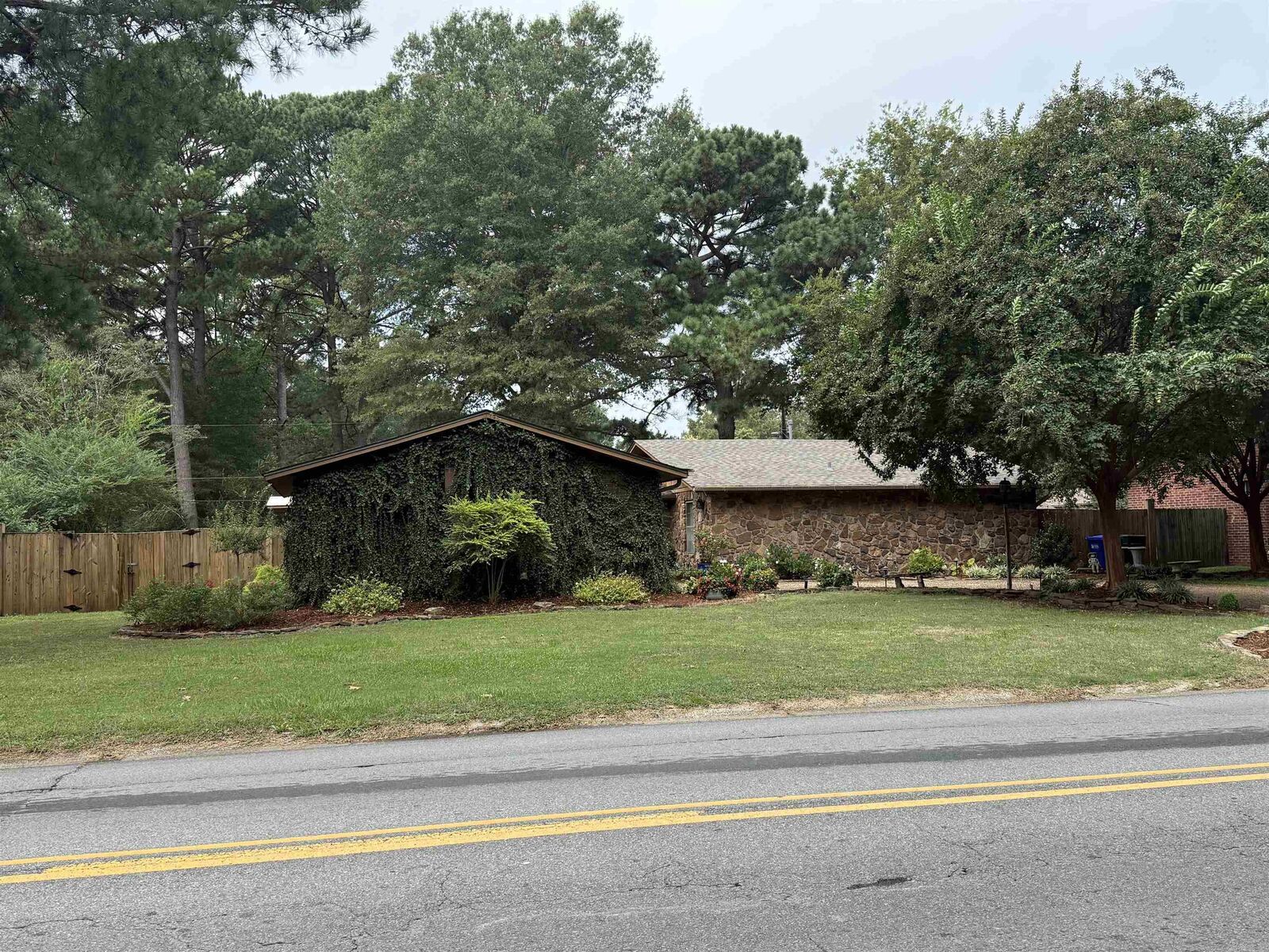 Property Photo:  1115 Salem Road  AR 72034 