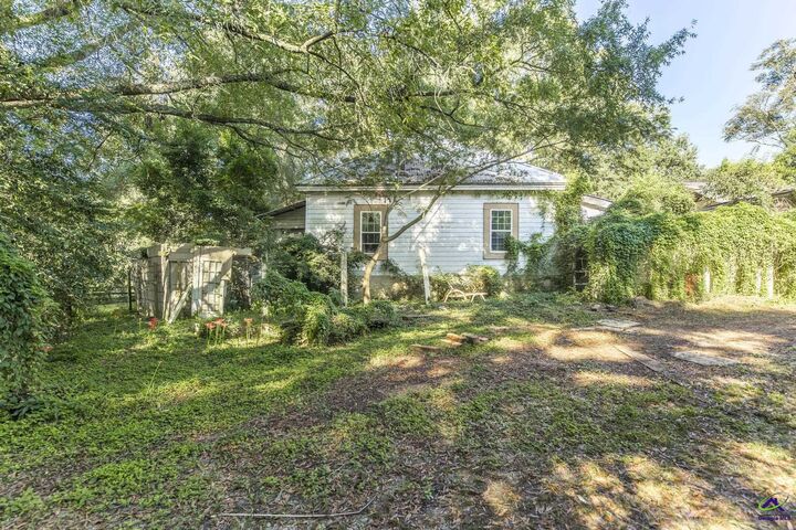 Property Photo:  429 E Main Street  GA 31057 