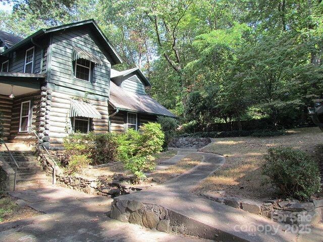 Property Photo: 3465 Lynn Road NC 28782