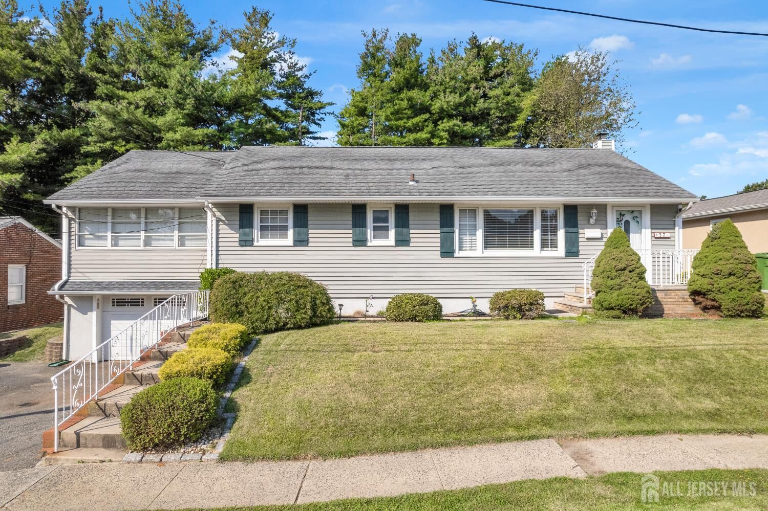 Property Photo:  37 Hoffman Avenue  NJ 08879 