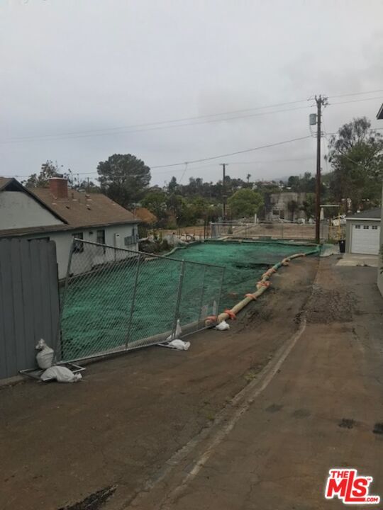 Property Photo: 851 Haverford Ave CA 90272
