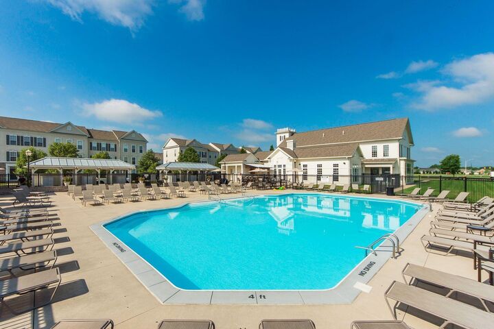 Property Photo:  5303 Royal Arch Cascade Drive  OH 43016 