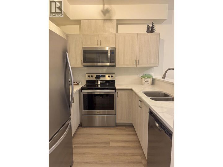 Property Photo:  4355 Northlands (Week 9) Boulevard 46  BC V8E 1C3 