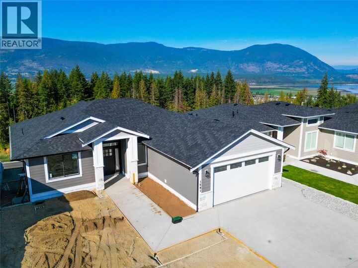 Property Photo:  1681 9 Street Southeast  BC V1E 0G9 