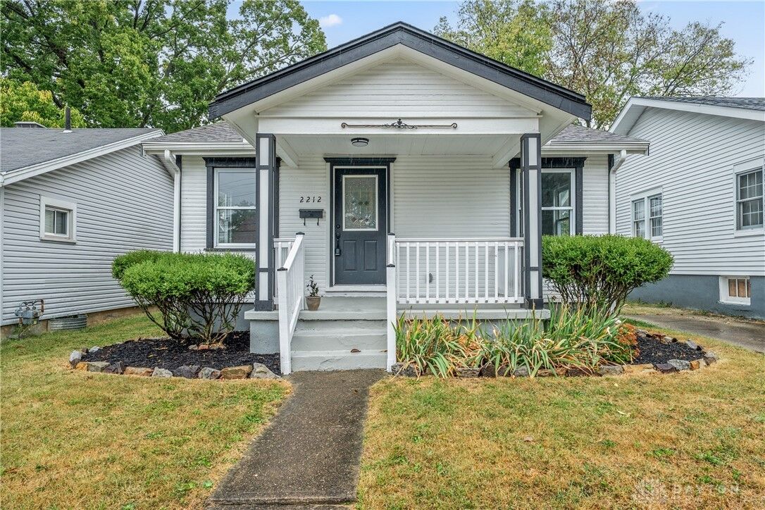 Property Photo: 2212 Brookline Avenue OH 45420