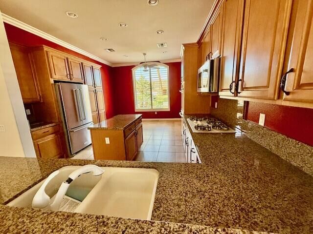 Property Photo:  40398 Calle Santa Anita  CA 92203