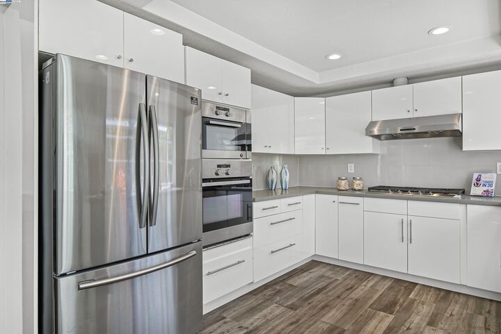 Property Photo:  3355 Winter Wren Pl  CA 94555 