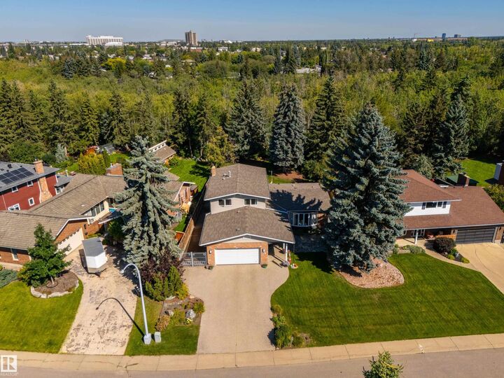 Property Photo:  279 Westridge Road NW  AB T5T 1C2 