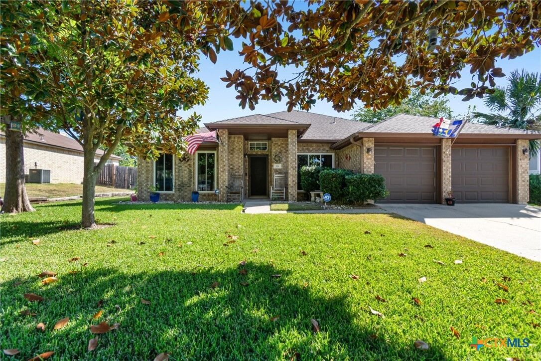 Property Photo:  519 Crazy Horse Circle  TX 76548 