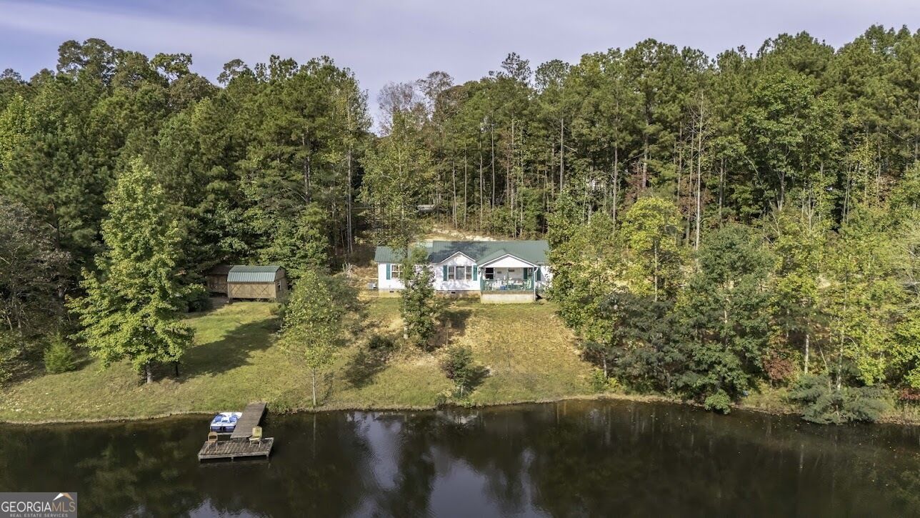 Property Photo: 135 Brooke Way GA 30117