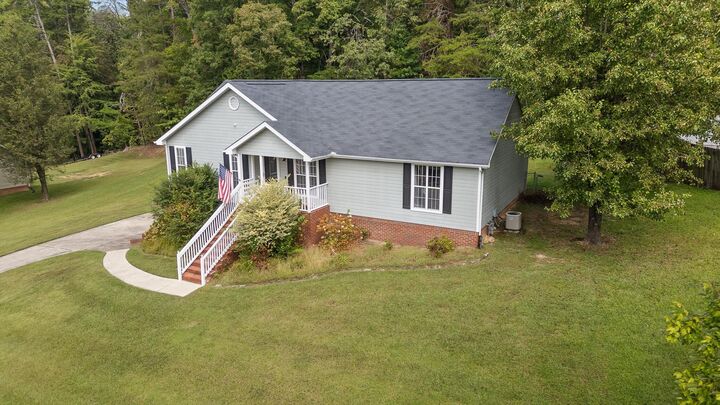 413 Ashley Drive  Soddy Daisy TN 37379 photo