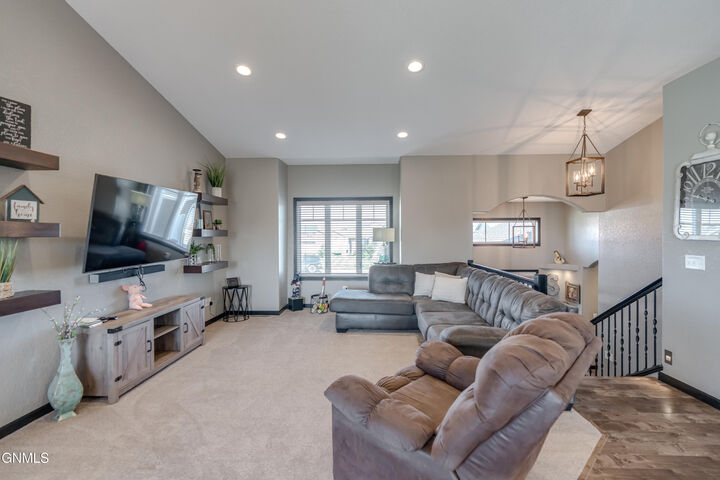 Property Photo:  3902 Meridian Drive  ND 58504 