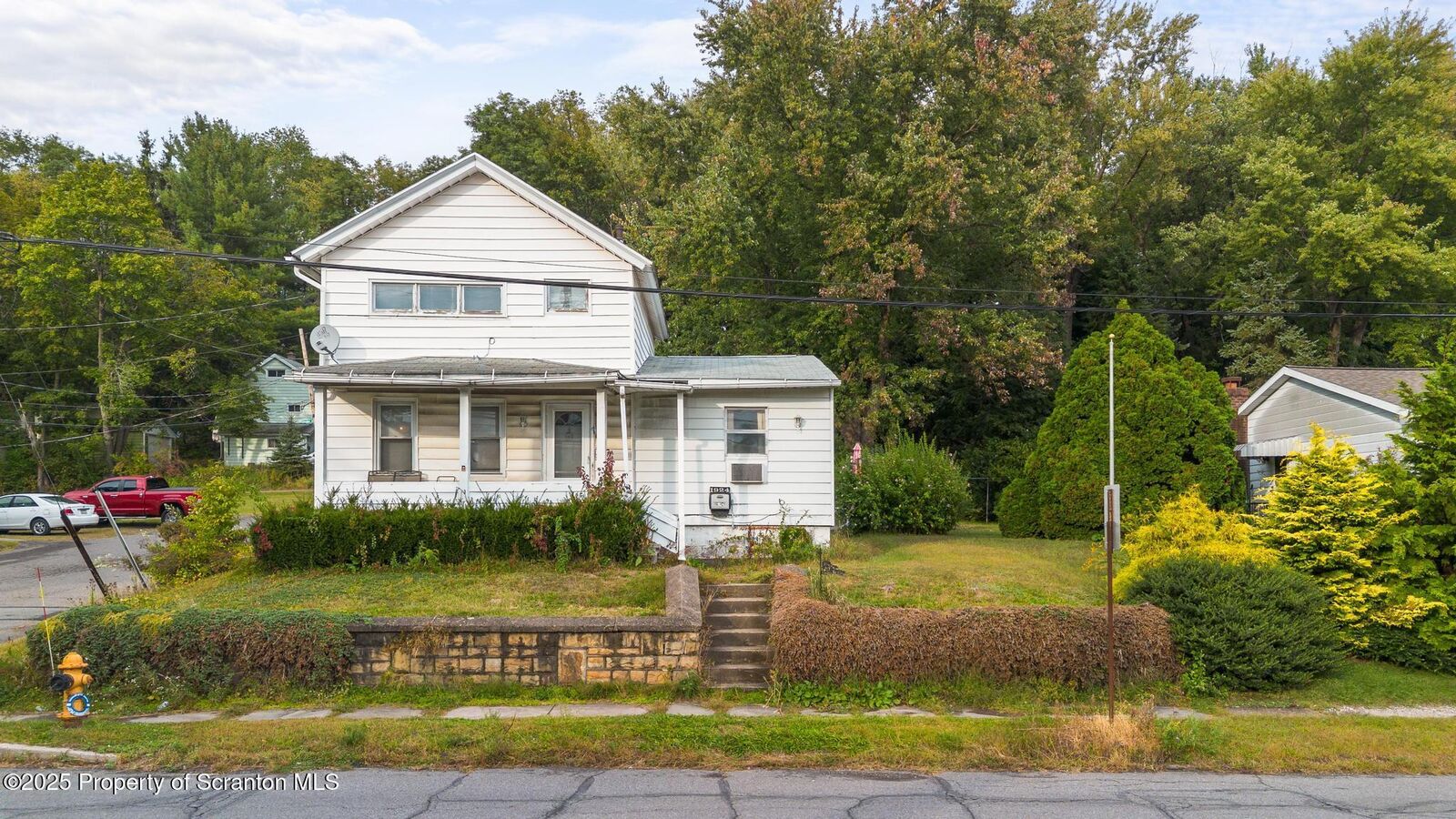 Property Photo:  1924 Luzerne Street  PA 18504 