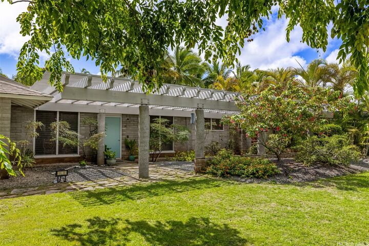Property Photo:  141 Kuukama Street  HI 96734 