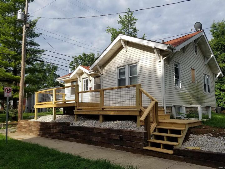 Property Photo:  609 N Dunn Street  IN 47408-3655