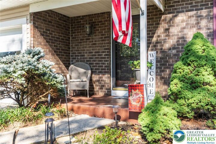 Property Photo:  53 Blenheim Drive  PA 18045 