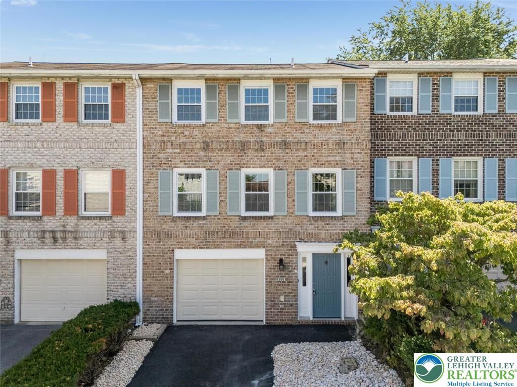 Property Photo:  999 Barnside  PA 18103 