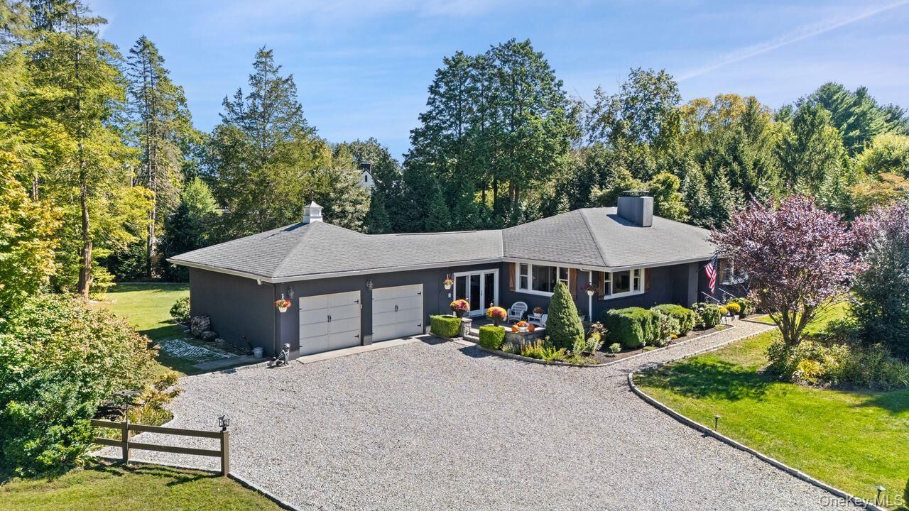 Property Photo:  37 Old Deer Park Road  NY 10536 