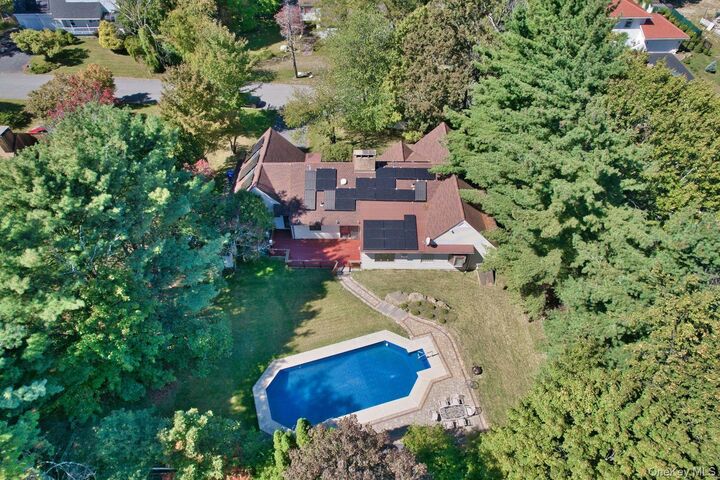 Property Photo:  14 Lincoln Terrace  NY 10940 