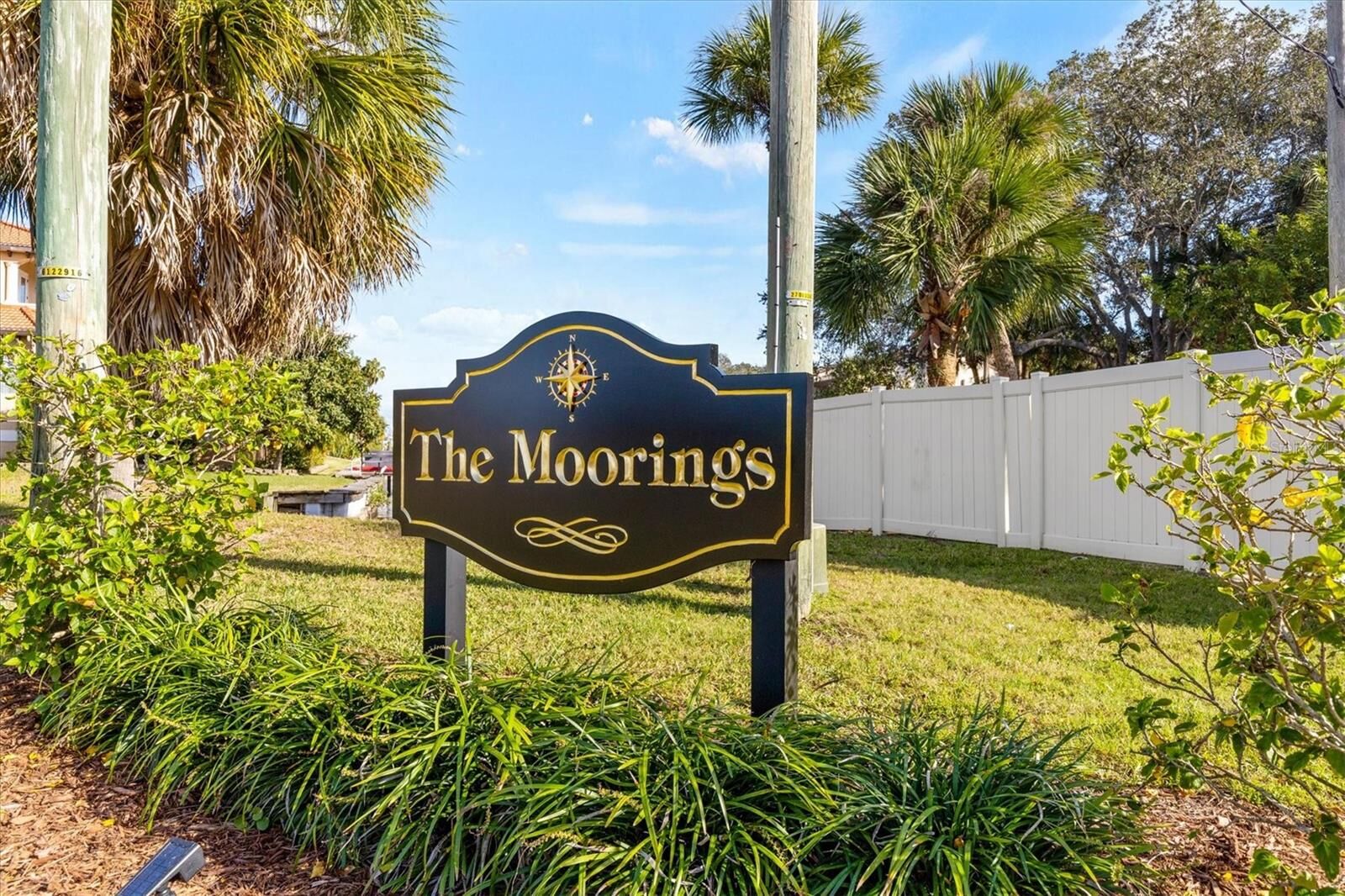 Property Photo:  386 Moorings Cove Drive 6F  FL 34689 
