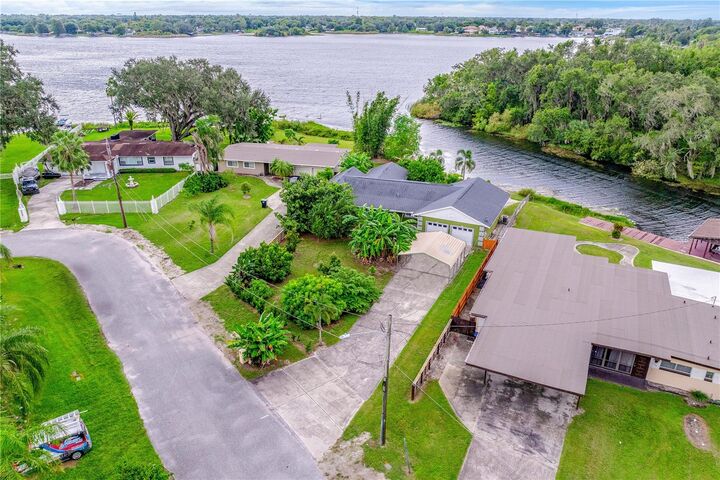 Property Photo: 1144 Palma Drive FL 32805