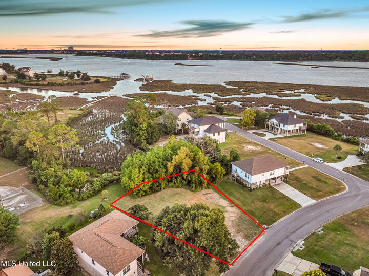 Property Photo:  1931 Bayside Drive  MS 39532 