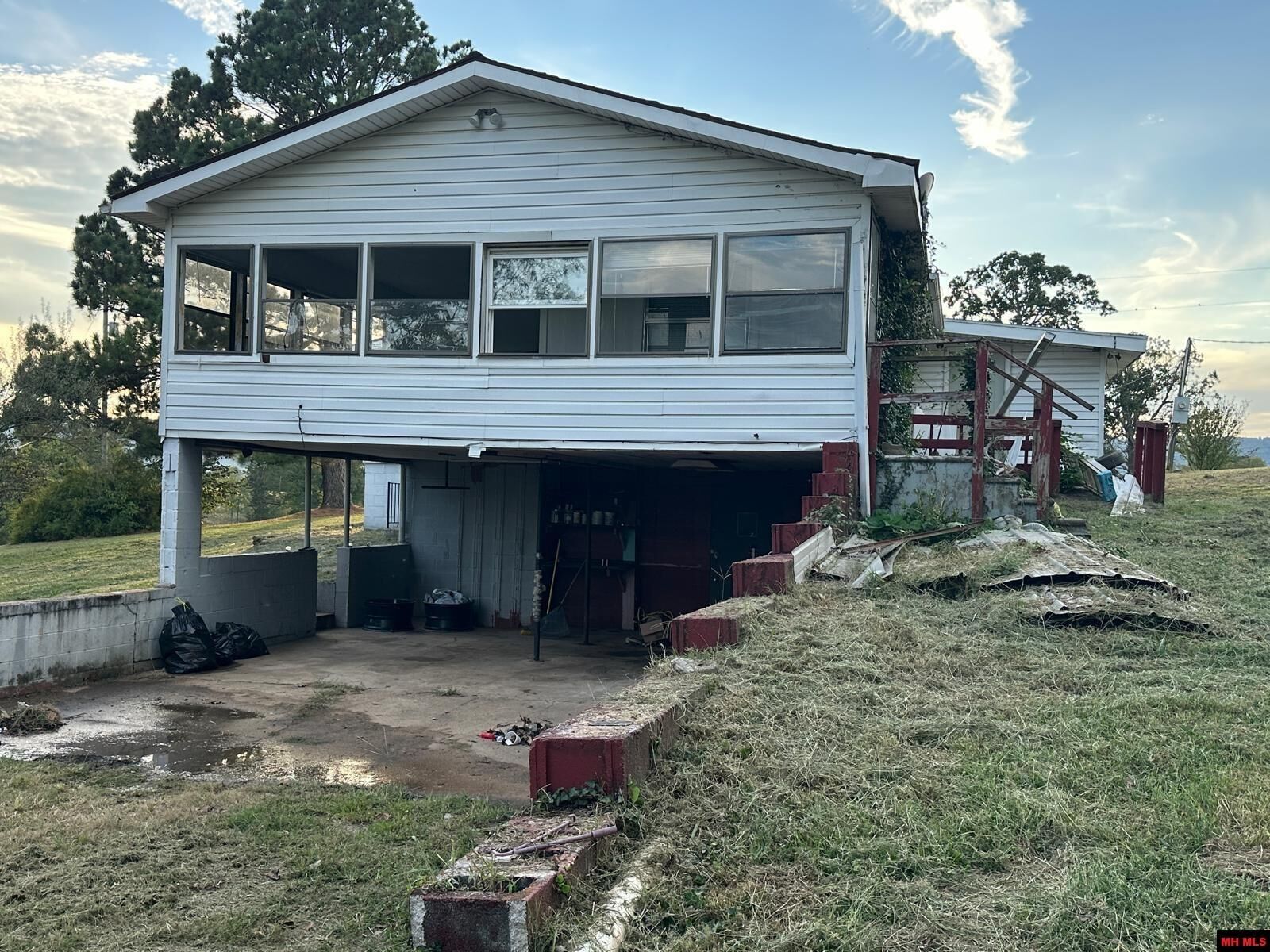 Property Photo:  7429 Watts Road  AR 72601 