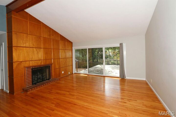 Property Photo:  753 W Jewel Avenue  MO 63122 