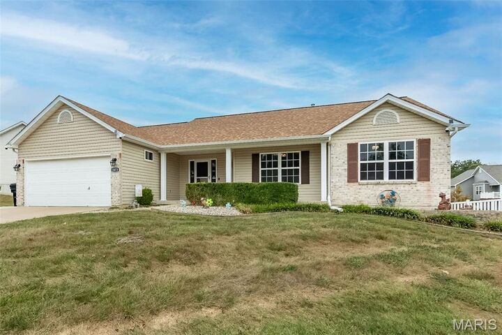 Property Photo:  1873 Autumn Trail  MO 63385 