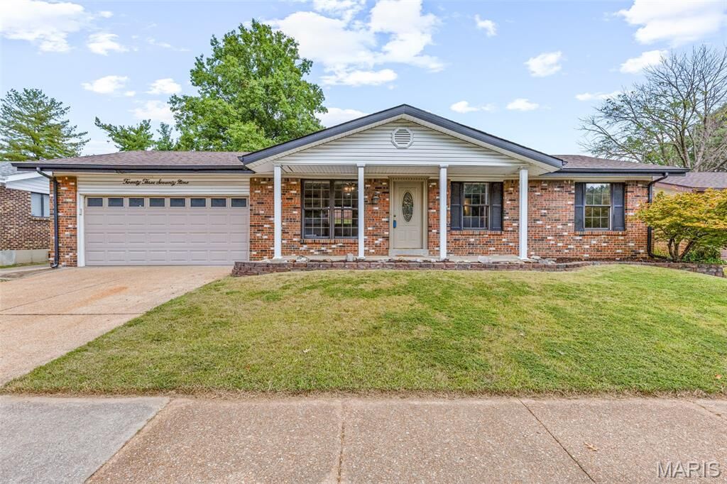Property Photo:  2379 England Town Road  MO 63129 