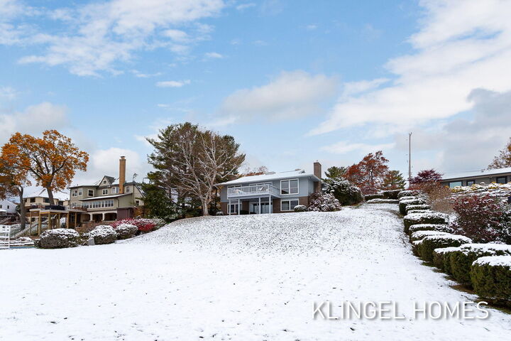 777 Ruddiman Drive  Muskegon MI 49445 photo