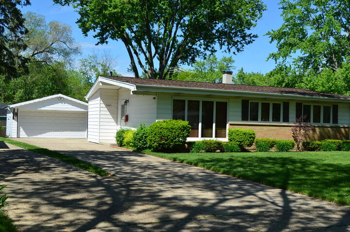 Property Photo:  3805 Wren Lane  IL 60008 