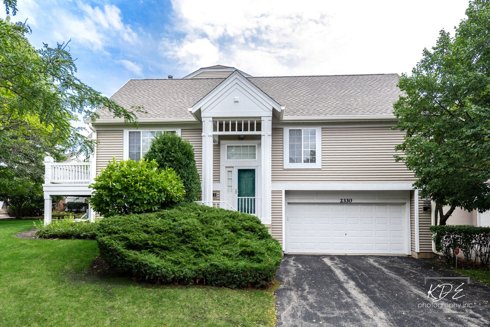 Property Photo:  2330 Twilight Drive  IL 60503 