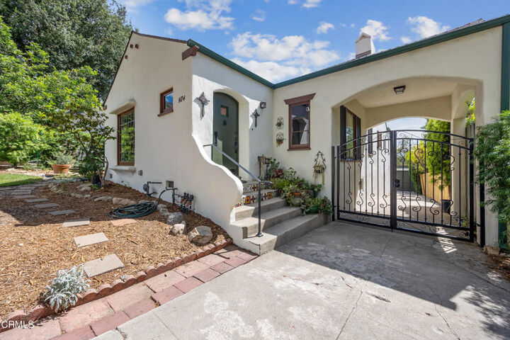Property Photo:  974 Athens Street  CA 91001 