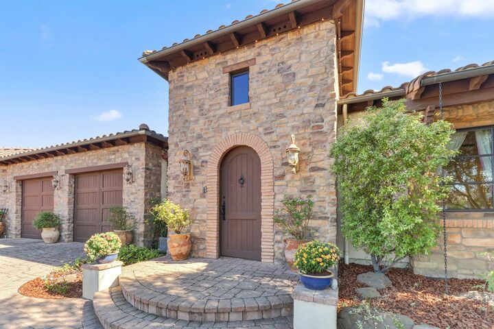 Property Photo:  2265 Somerset Circle  CA 95776 