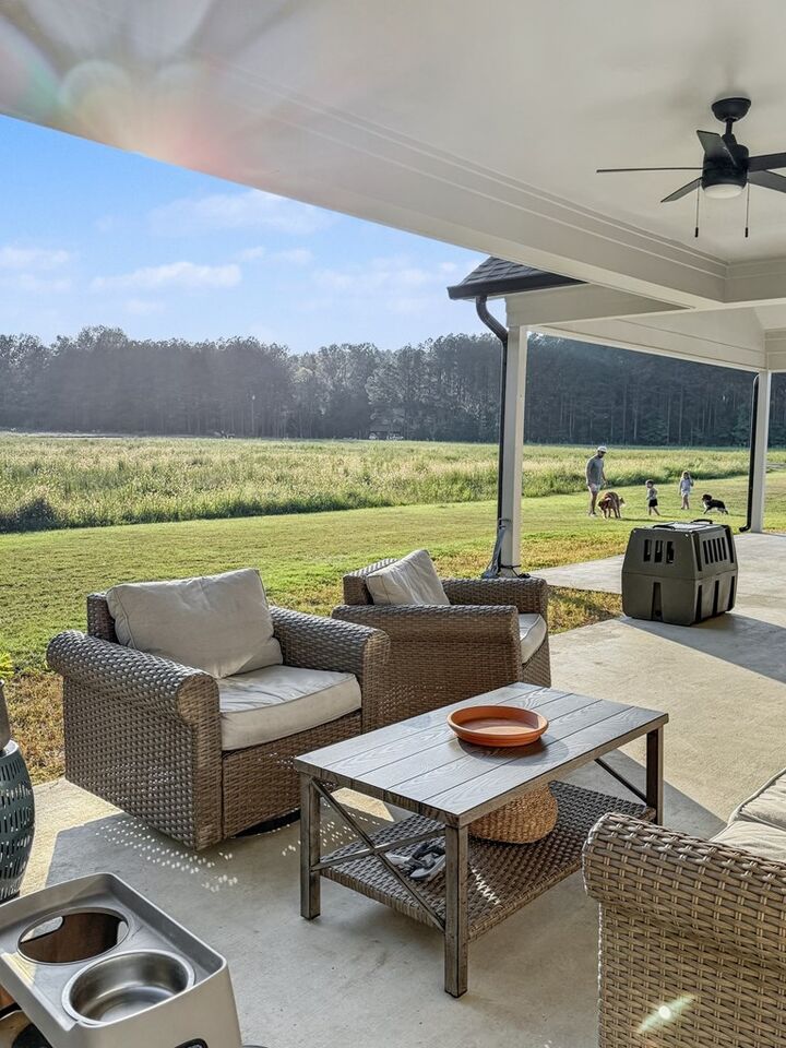 Property Photo: 512 County Road 445 MS 38655