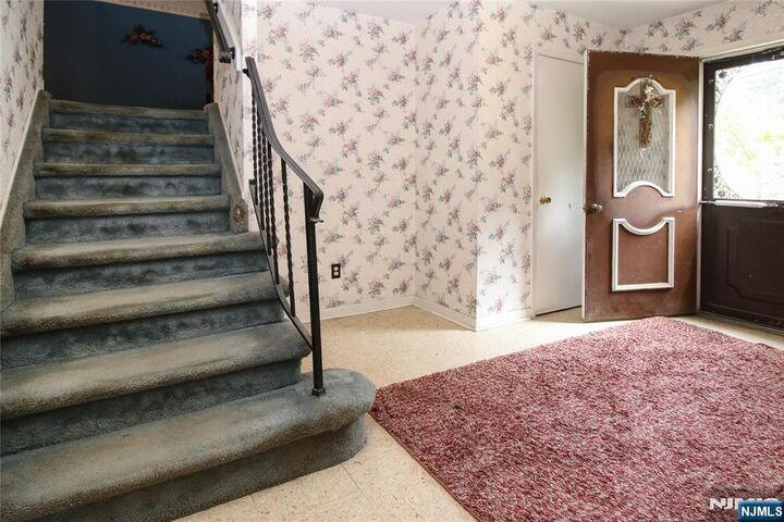 Property Photo:  111 Moffatt Road  NJ 07430 