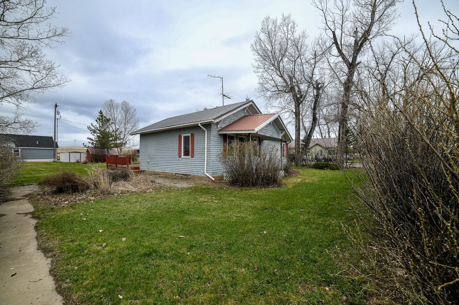 Property Photo: 500 Main Avenue MT 59430