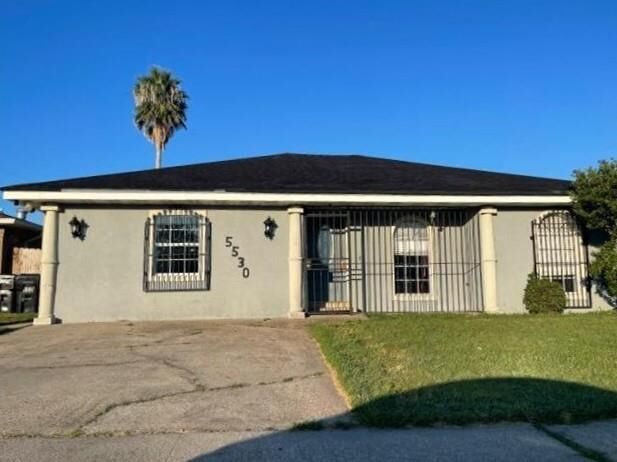 Property Photo: 5530 Samovar Drive LA 70126